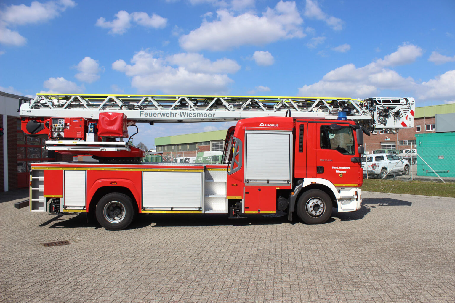 Drehleiter DLA(K) 23-12 – Freiwillige Feuerwehr Wiesmoor